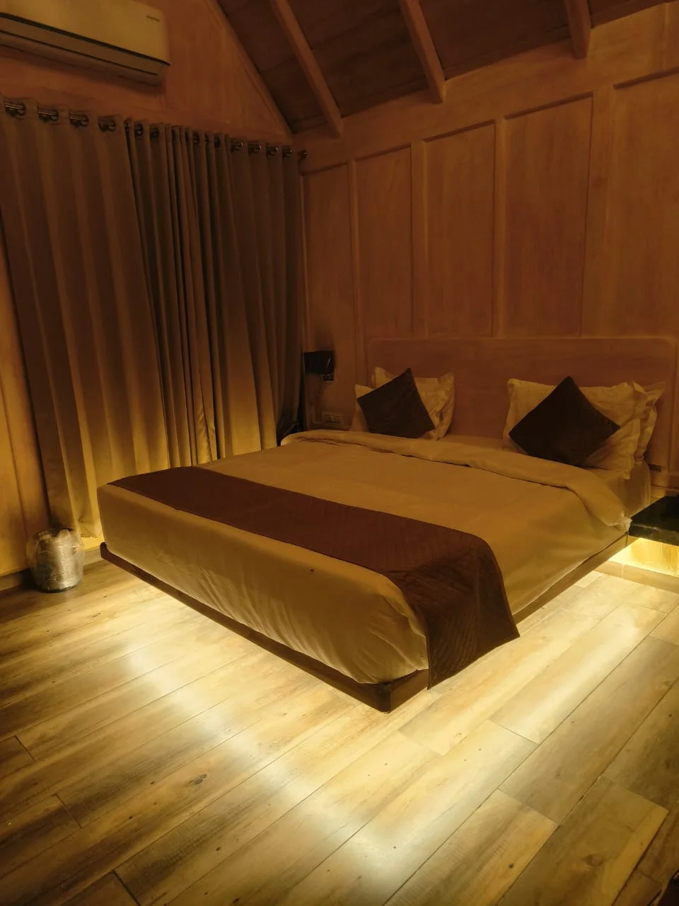 Deluxe Boutique Suite